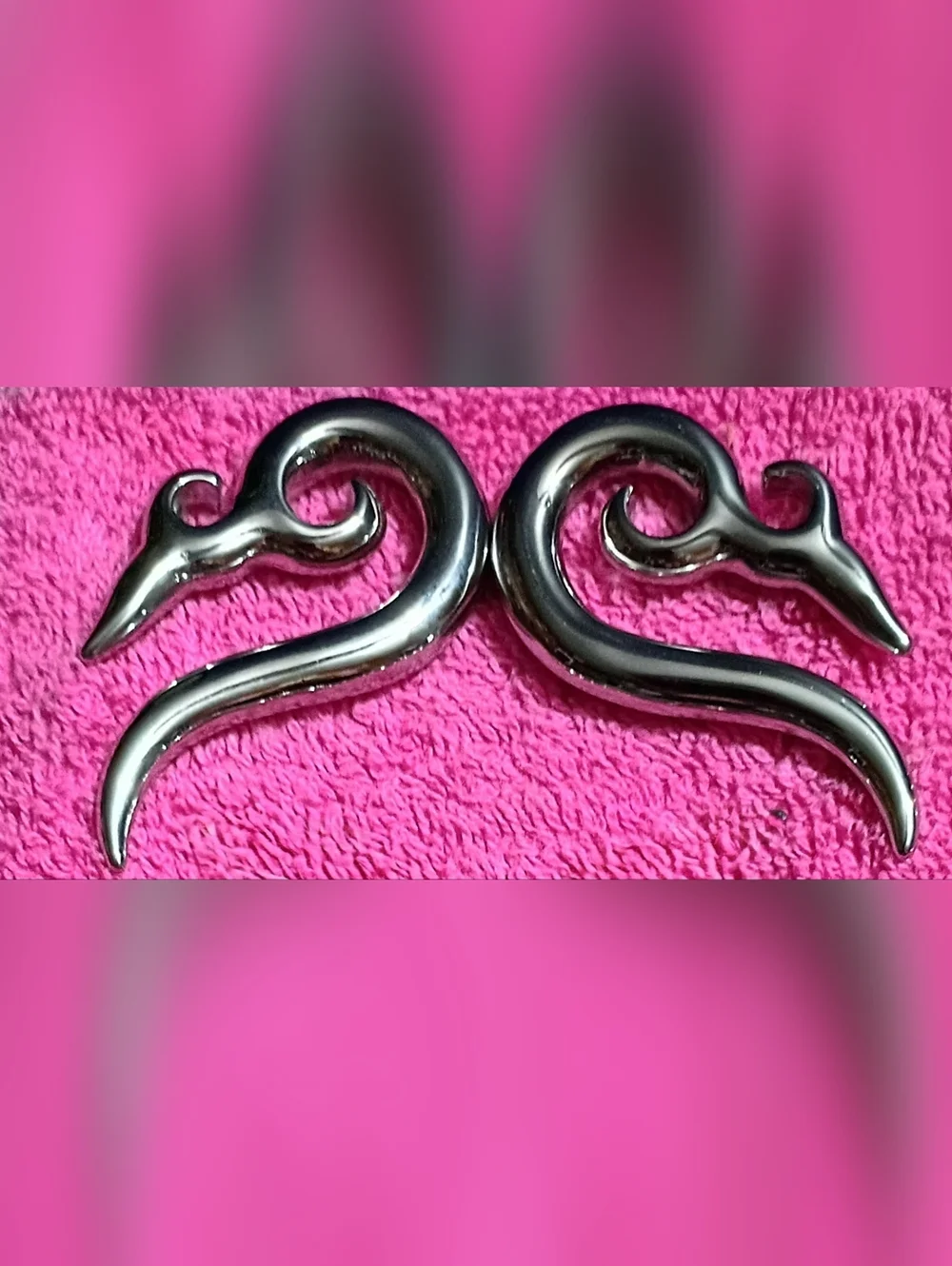 Silver Spiral Gauges - Picture 1 of 1